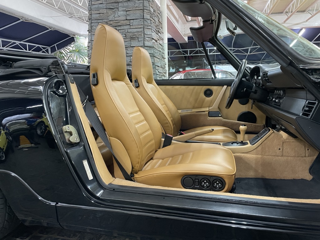 ポルシェ 911 turbo ドライバーズマニュアル 1980 1989 Porsche 911 Turbo (type 930) | BINGO Co.,Ltd.