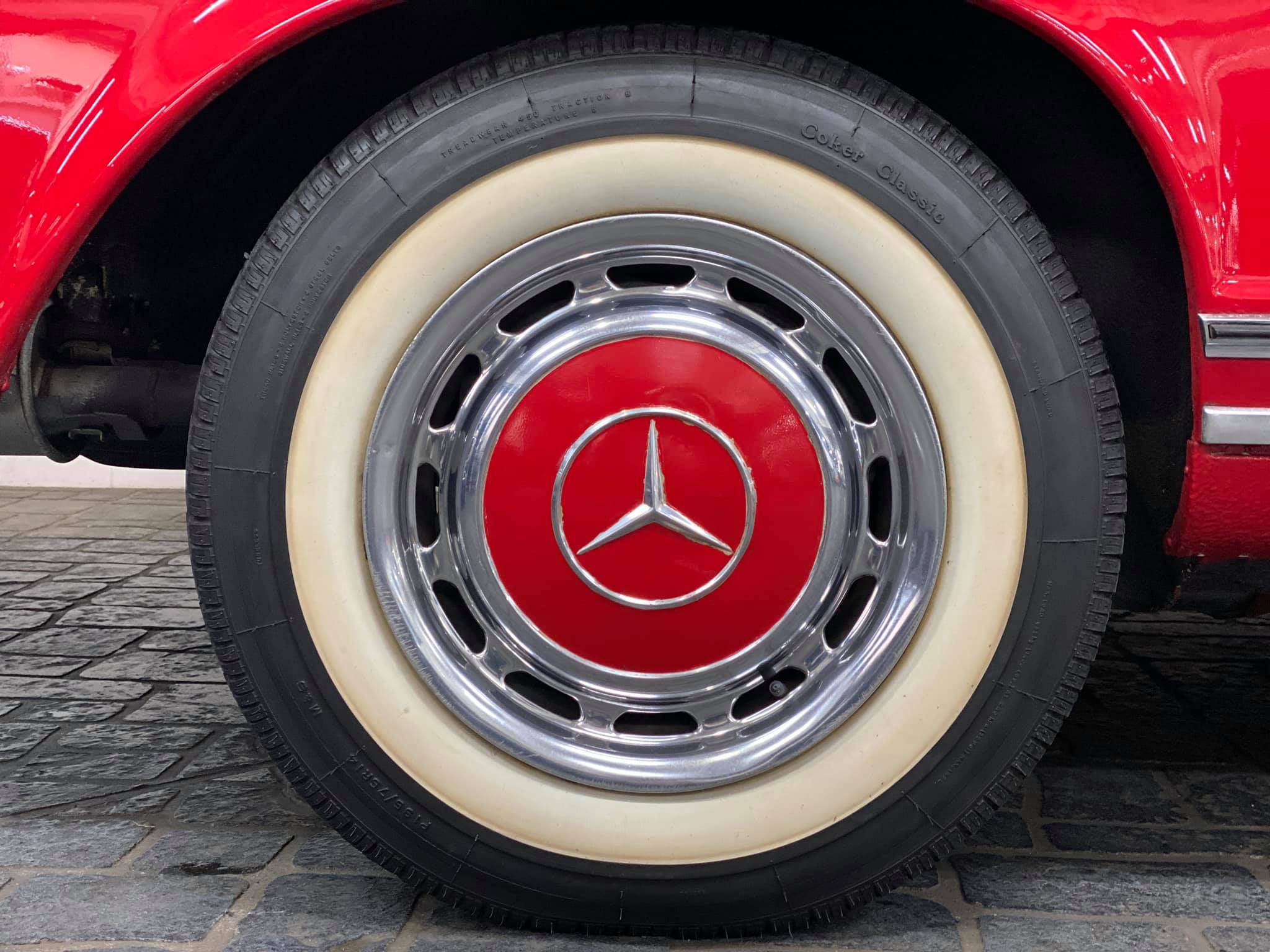 メルセデスベンツ Mercedes-Benz W113 フューエルキャップ 人気