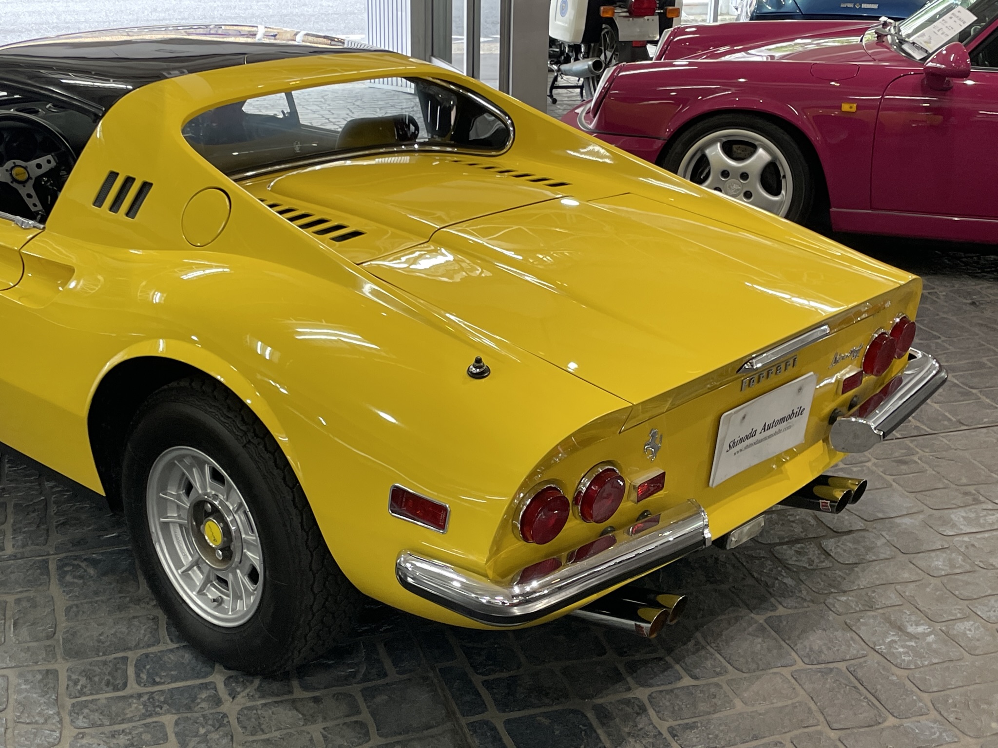 チョロQ　A品番　２台　①ポルシェ 956　　②フェラーリ ディーノ246GTS チョロQ NO.A-64 フェラーリ ディーノ 246 GTS - メルカリ