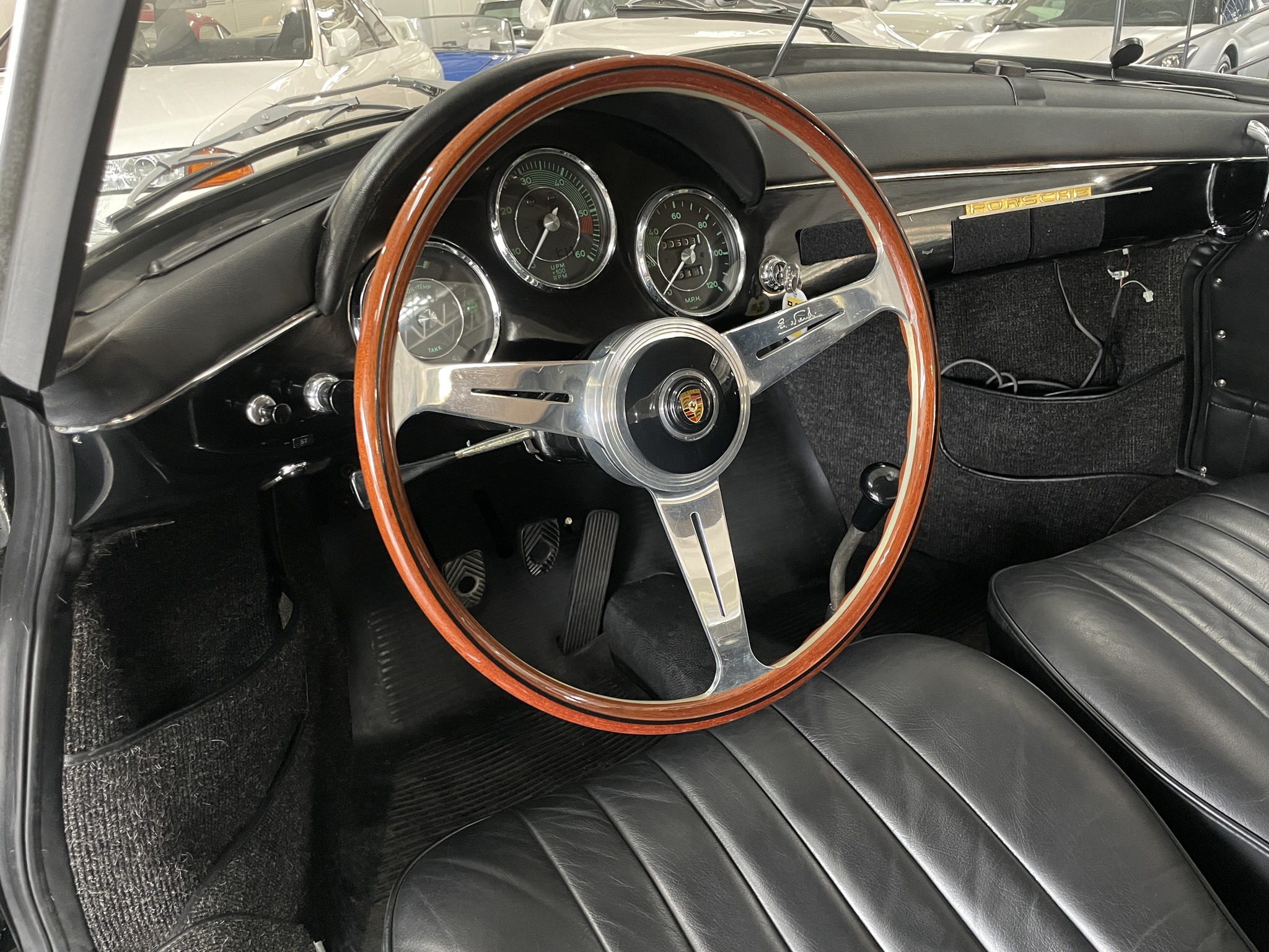 ポルシェ356B 356c オリジナルハンドル ロードスター（1961年） ポルシェ356B 356c オリジナルハンドル ロードスター（1961年