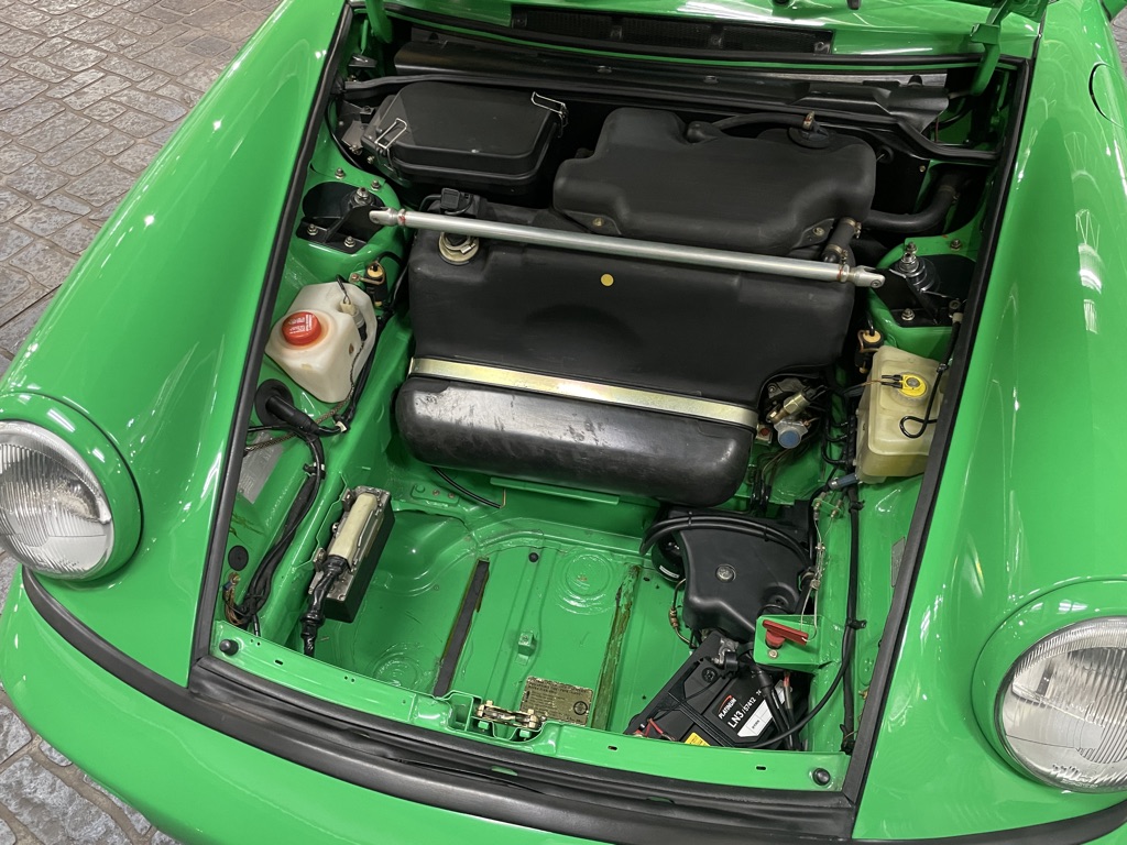 ポルシェ964カレラ2用エンジンCPU ポルシェ964 カレラ2 ティプトロニック : AVO/MoTeC Japanのブログ